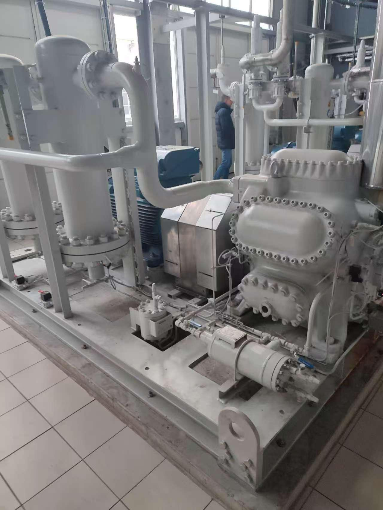CO2 subcritical compression condensing unit